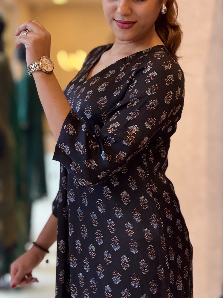 Ajrakh Modal Aline Kurti 5053