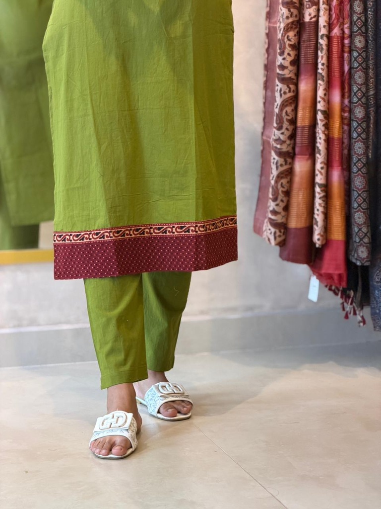 Cotton Kurti Sets
