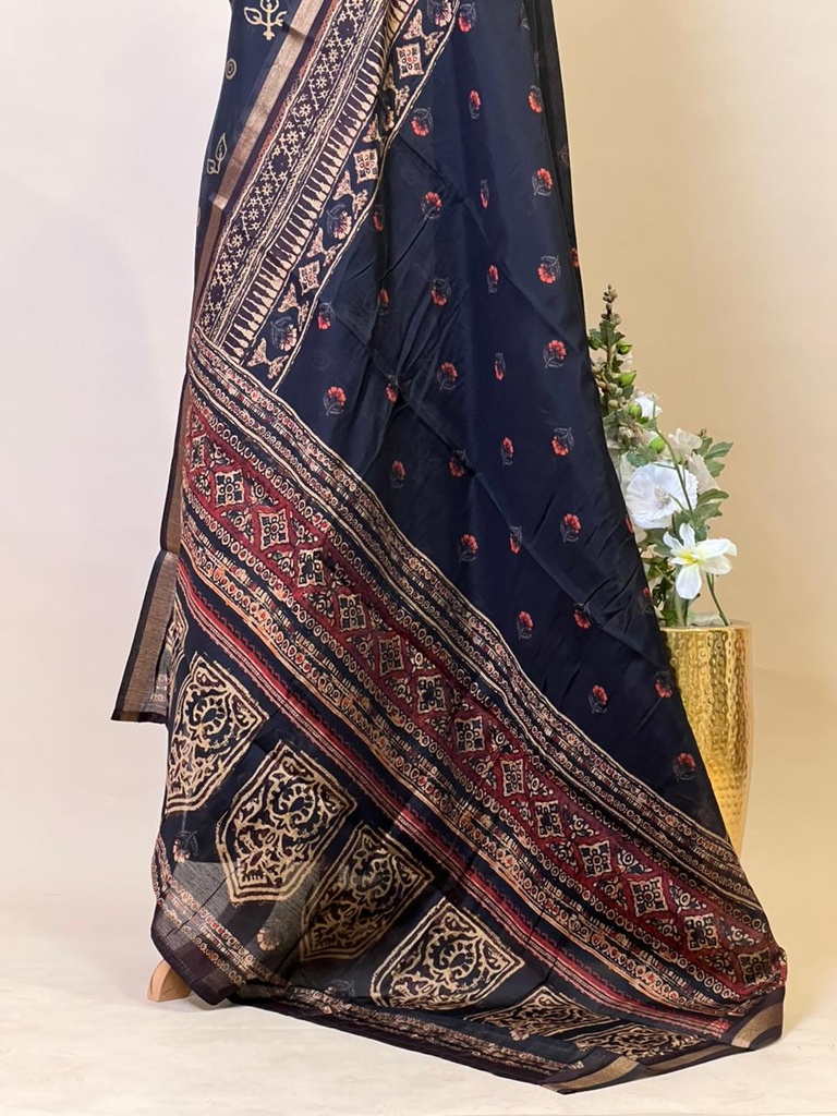 Maheshwari Silk Suits 5025 Black Golden