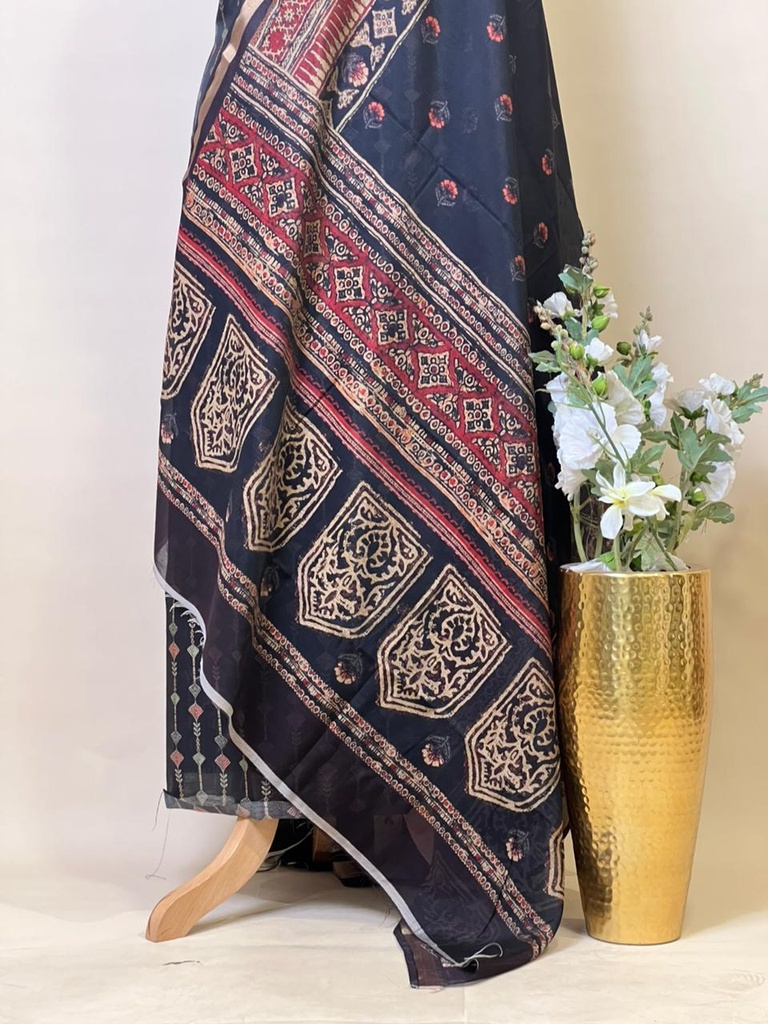 Maheshwari Silk Suits 5025 Black Red