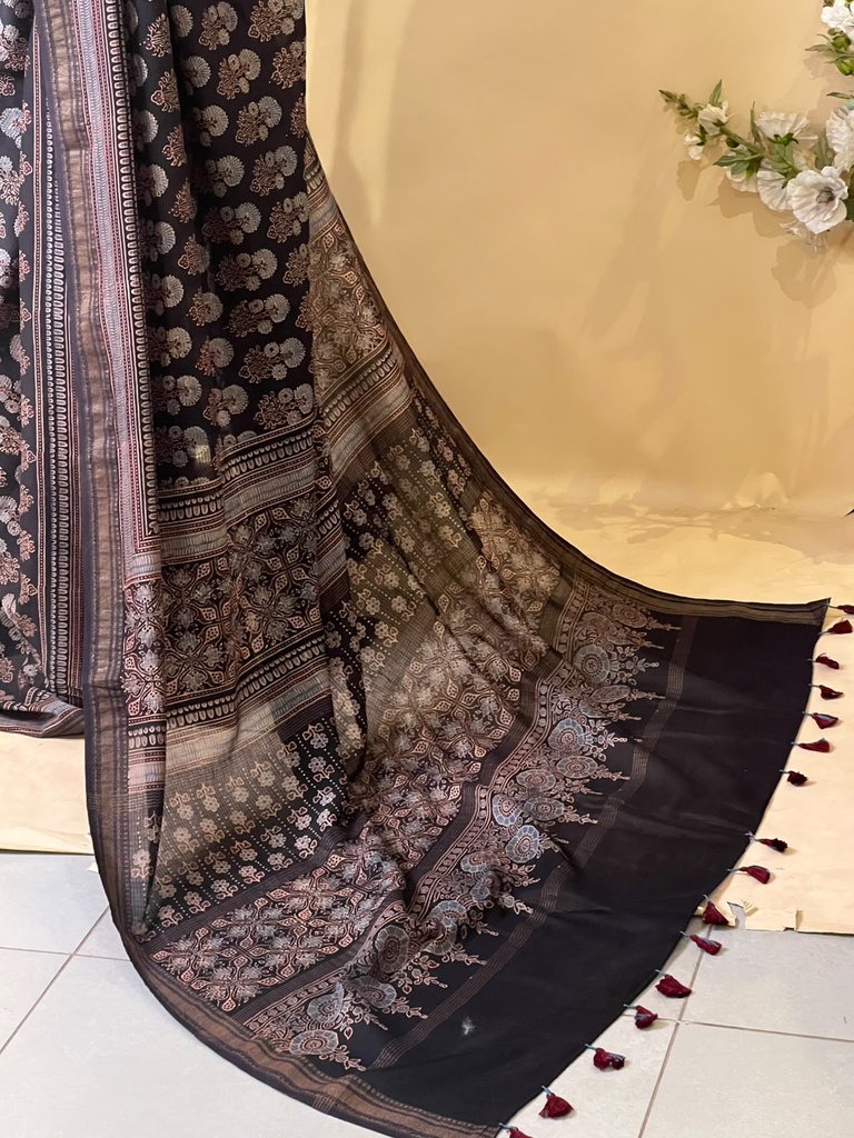 Ajrakh Maheshwari Silk Sarees 5028