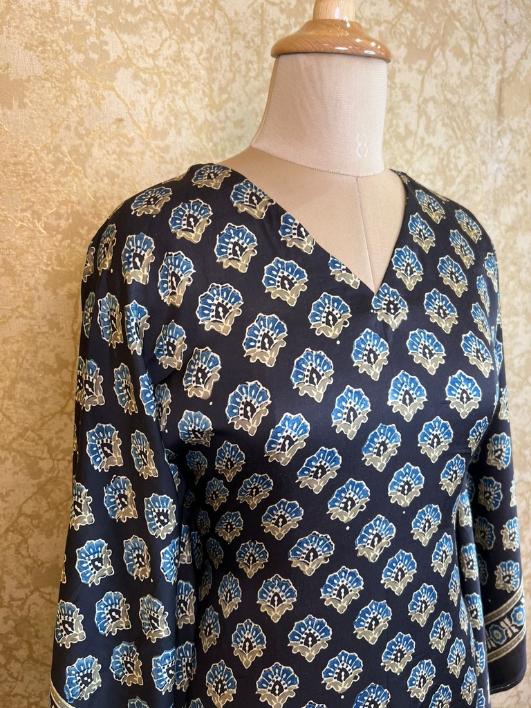 Ajrakh Silk Kaftans 4801
