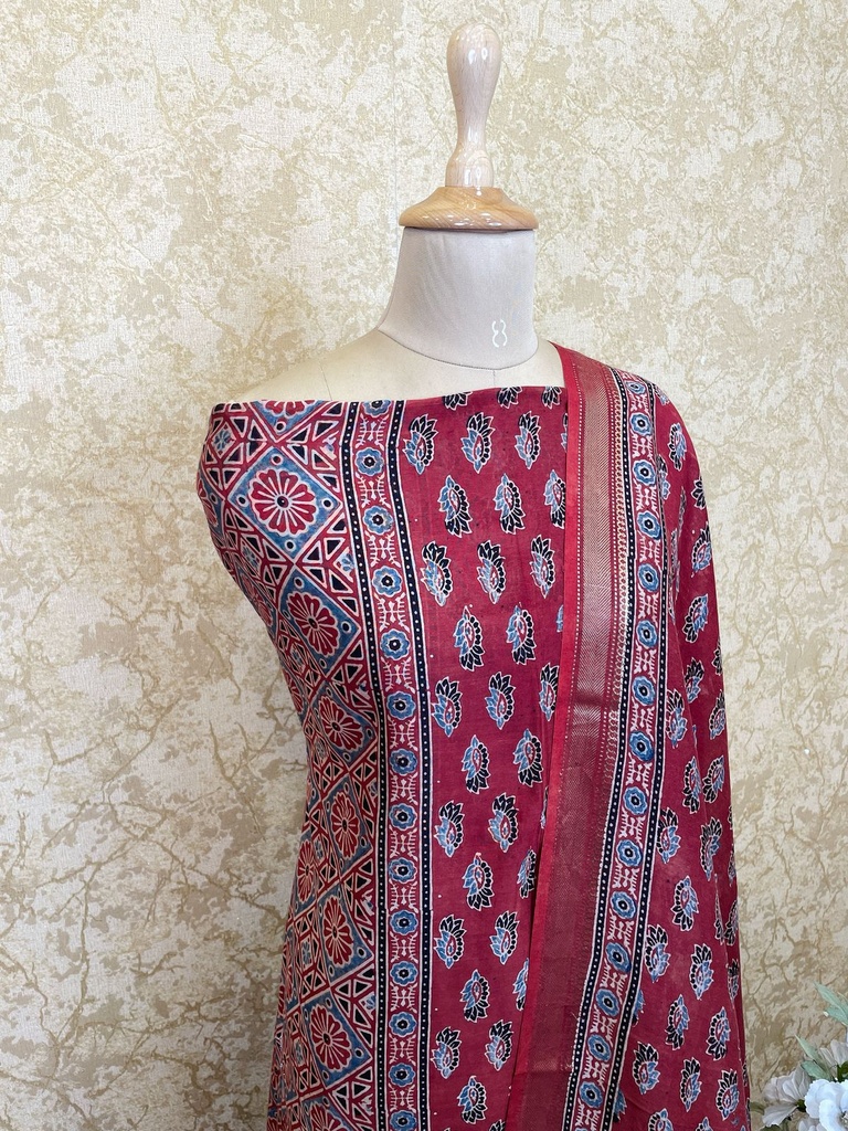 Ajrakh Maheshwari Silk Cotton Top And Dupatta 4558