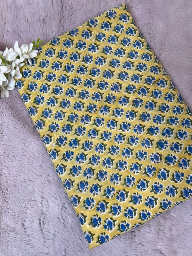 [CFBGW380] Block printed Cotton Fabric 5023 