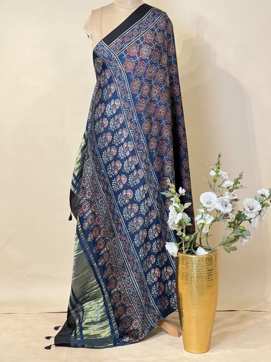 [DUMT2790] Ajrakh Modal Dupatta 5072